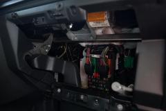 Установка GPS-трекера  Ruptela FM Eco4 Lite на легковой автомобиль Land Rover Freelander 2