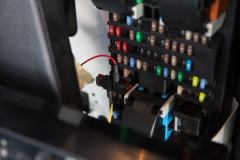 Установка GPS-трекера  Ruptela FM Eco4 Lite на легковой автомобиль Land Rover Freelander 2